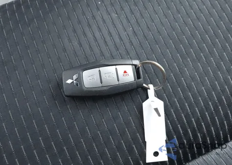 2022 Mitsubishi Outlander Es 2.5 S-Awc из США, поврежденный, VIN JA4J4TA82NZ013764